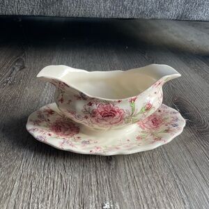 Vintage Johnson Bros Old English Rose Chintz Gravy Dish With Attached Platter